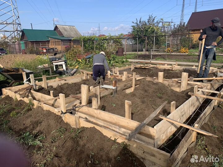 Бригада строителей