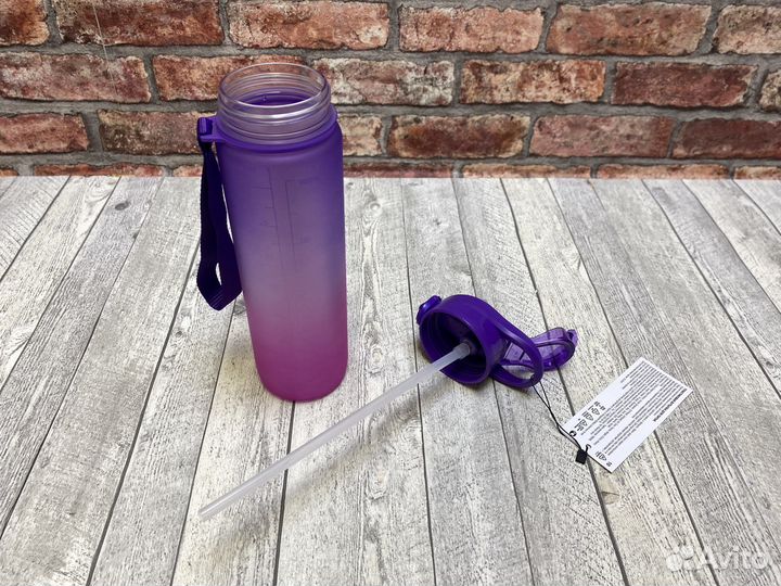 Бутылка для воды из тритана Be First 900 мл. фиол