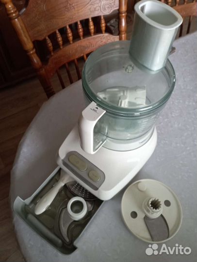 Кухонный комбайн camelot