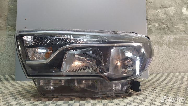 Фара левая ваз vesta 1