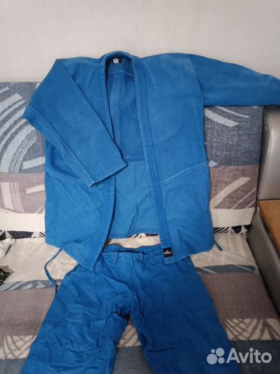 Кимоно дзюдо (дзюдога)