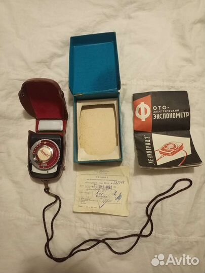 Фотоэлектрический экспонометр Ленинград 2