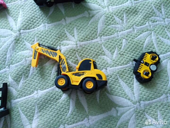 Экскаватор