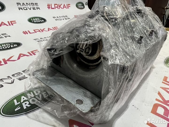 Подушка в торпеду Land Rover Discovery 3/4