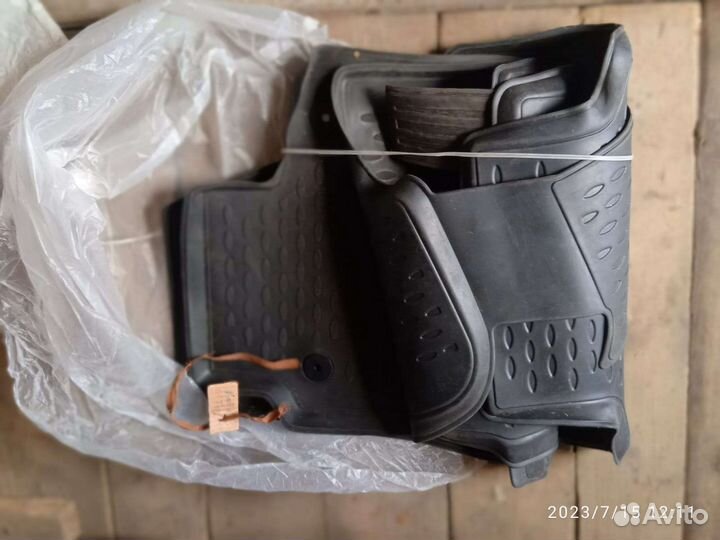 Чехлы на VW Tiguan