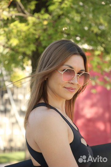 Модель для фотосессии в парке Краснодар