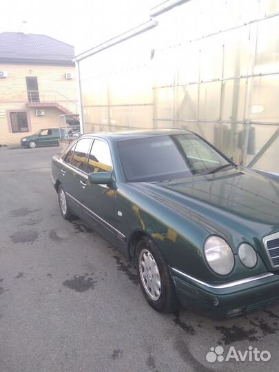 Mercedes-Benz E-класс 2.4 AT, 1997, 350 000 км