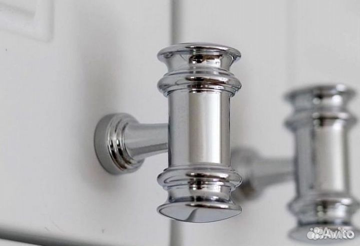 Шкафы распашные на заказ в спальню