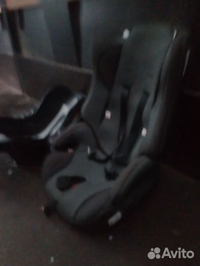 Автомобильное детское кресло от 9 до 36 кг