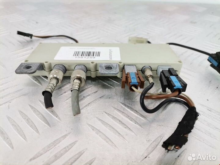 Усилитель антенны BMW 5 E39 1999 65258378090