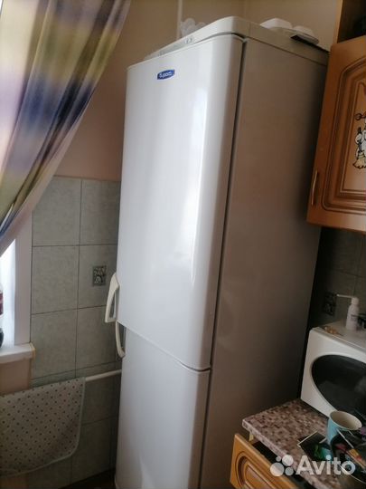 Холодильник на запчасти