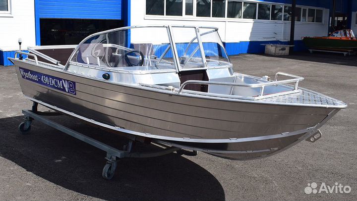 Новая лодка Wyatboat 430DCM