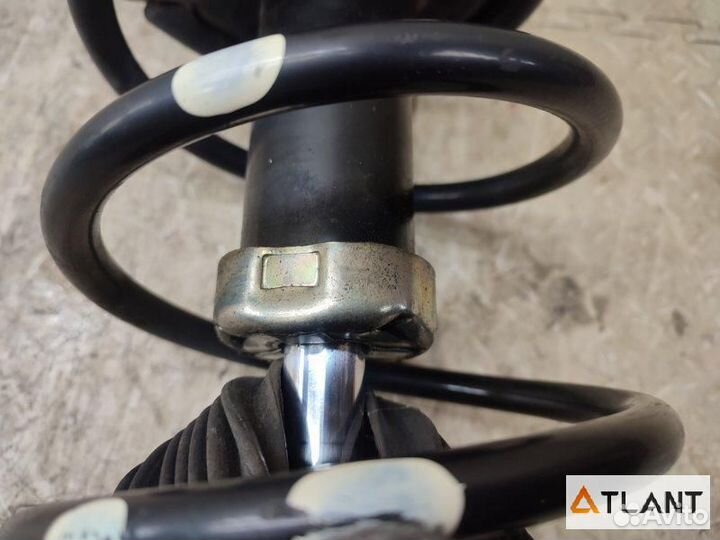 Стойка передняя правая nissan note