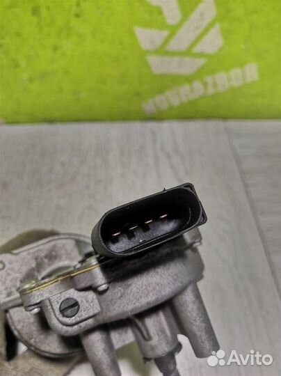 Моторчик стеклоочистителя передний Шкода Октавия