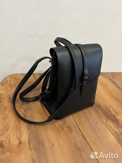 Сумка-рюкзак кожаный