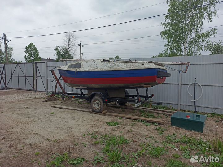 Яхта Ассоль