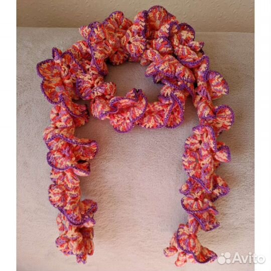 Новый яркий шарф ручной работы 