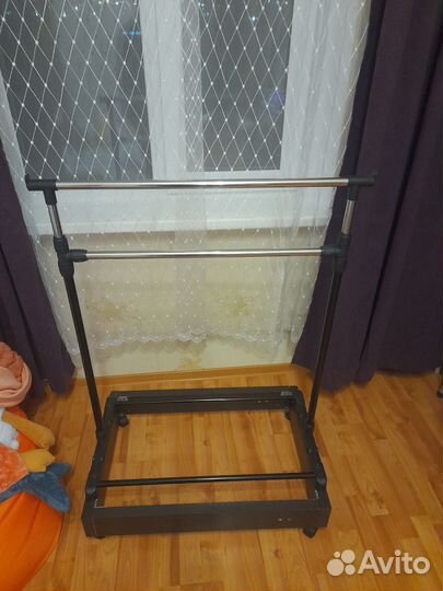 Вешалка напольная