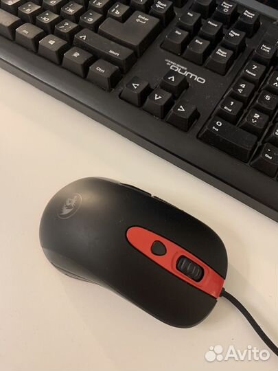 Игровая клавиатура qumo + мышь redragon