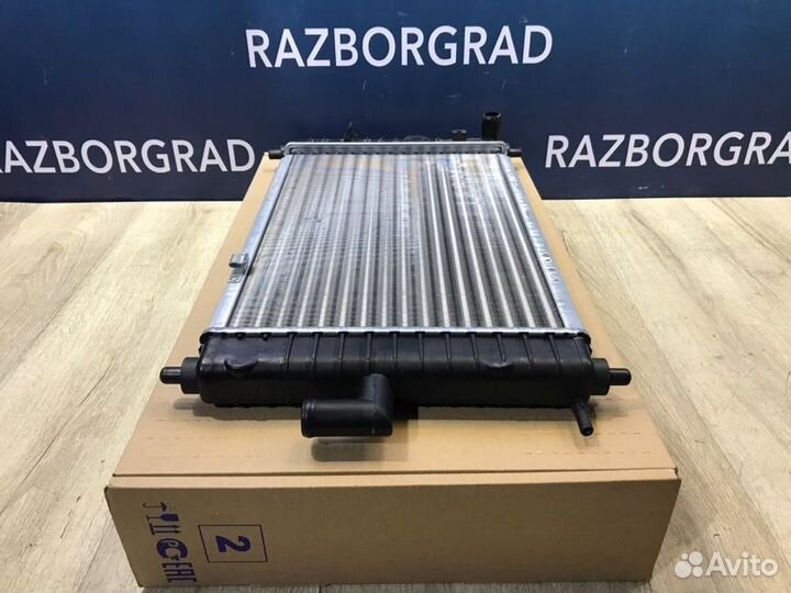 Радиатор охлаждения Daewoo Matiz M150 МКПП 01-05