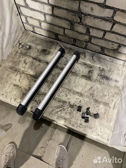 Крепление для лыж и сноуборда thule