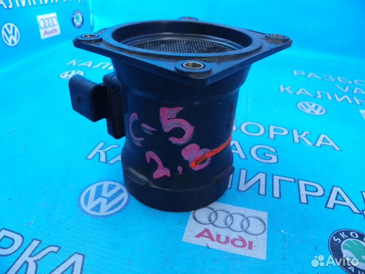 Расходомер воздуха Audi A6 C5 / A4 2.8