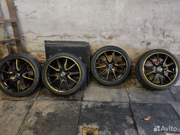 Комплект летних колёс r 18 с резиной