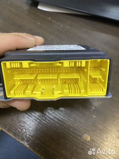 Блок управления SRS Mercedes W166 A1669001916