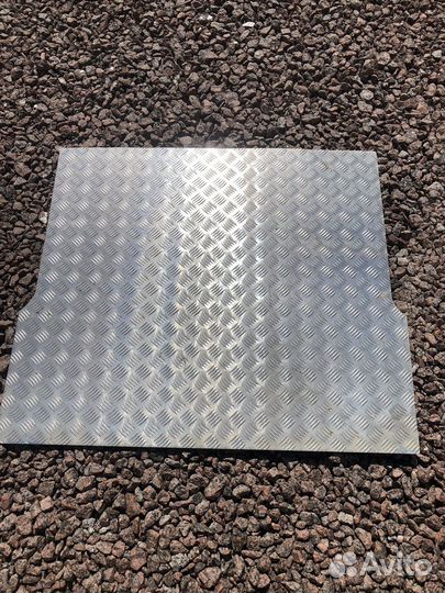 Лист алюминиевый рифленый в багажник Рено Логан