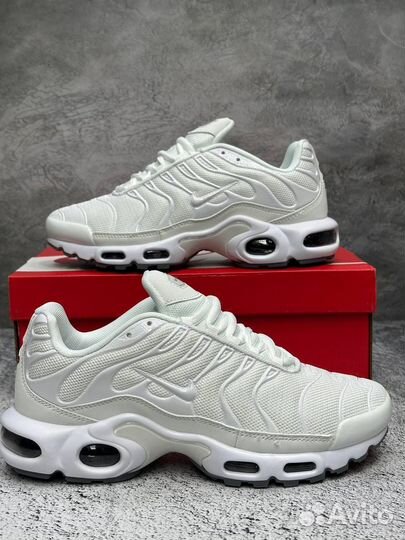 Кроссовки Nike Air Max Tn Plus