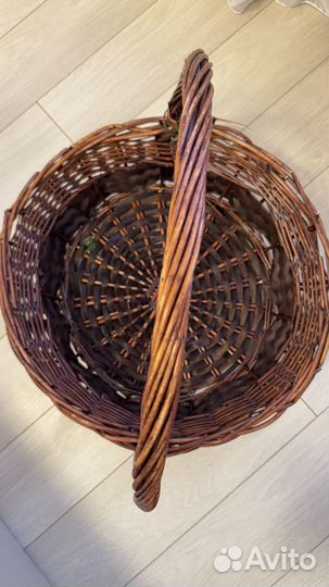 Корзина плетеная большая