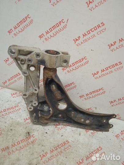 Рычаг подвески нижний передний Volkswagen Touran