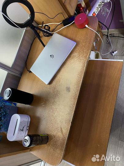 Стол письменный с компьютерными полками и пенал