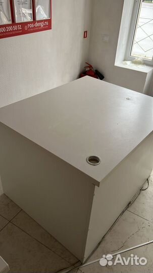 Стол офисный