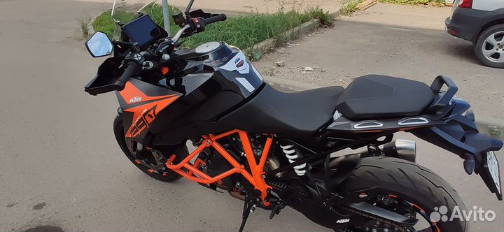 KTM 1290 super duke GT