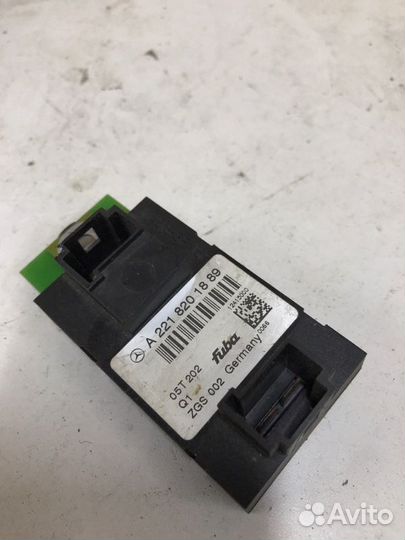 Усилитель антенны Mercedes S-Class W221