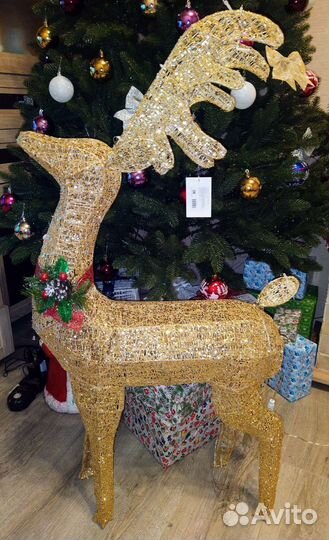 Новогодний оленёнок