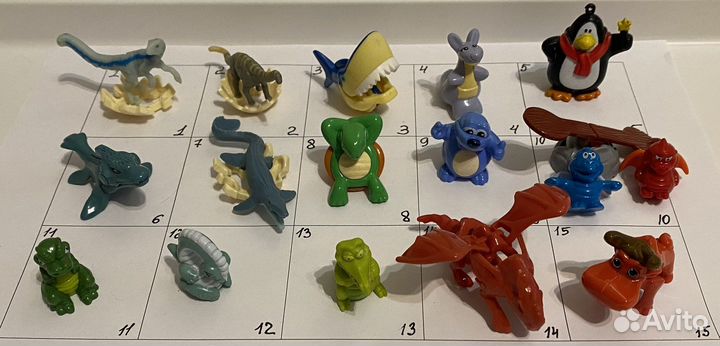 Игрушки из киндер сюрприза и чупа чупса