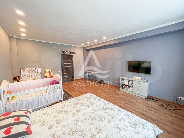 1-к. квартира, 61,2 м², 2/10 эт.