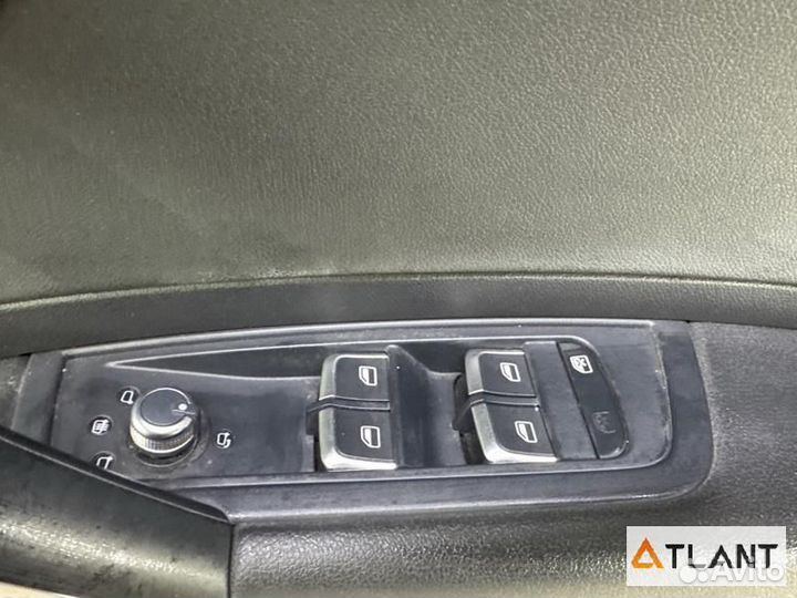 Дверь передний правый audi A1