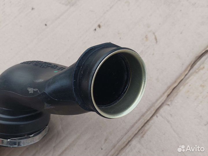 Патрубок интеркулера Mercedes Benz W203 C180