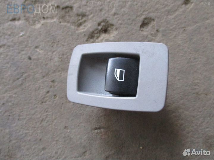 Кнопка стеклоподъемника BMW E90 s1055633