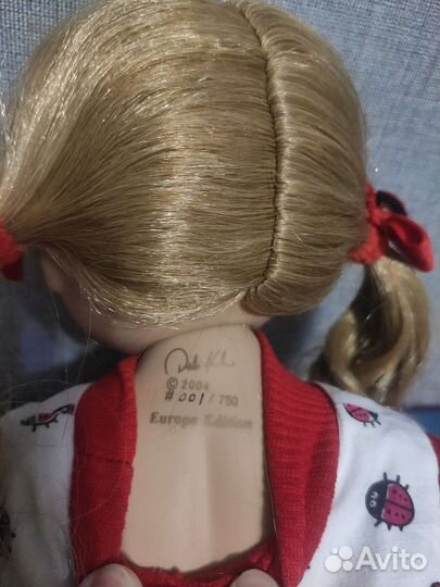 Кукла фарфоровая коллекционная