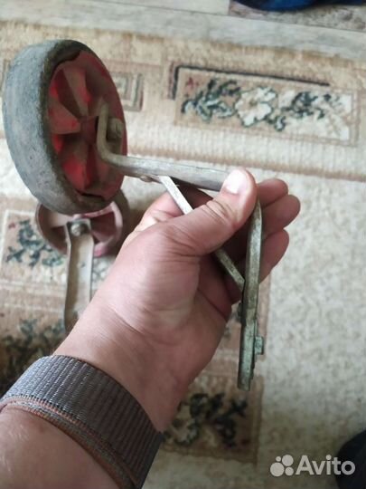 Боковые колеса для велосипеда