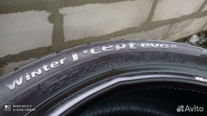 Hankook Winter I'Cept Evo2 W320 225/45 R18