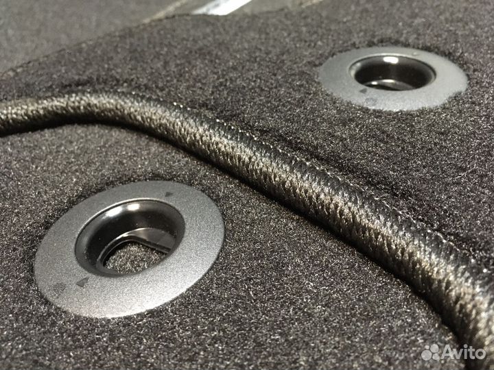 Велюровые автоковрики для Лексус NX