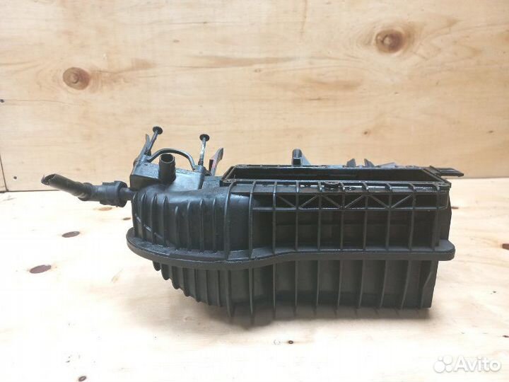 Коллектор впускной volkswagen polo