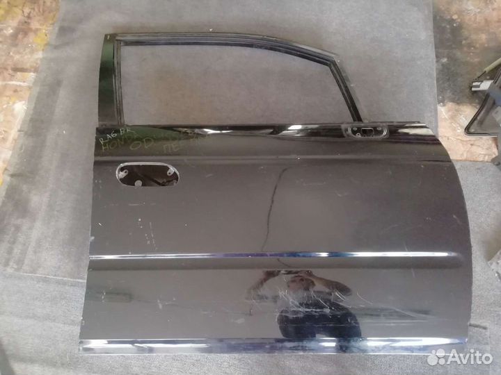Дверь передняя правая Honda Odyssey
