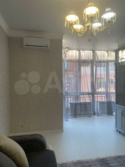2-к. квартира, 65 м², 4/8 эт.