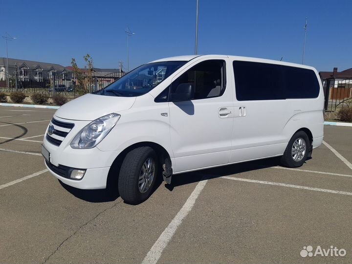 Hyundai H-1 2.5 AT, 2015, 182 000 км